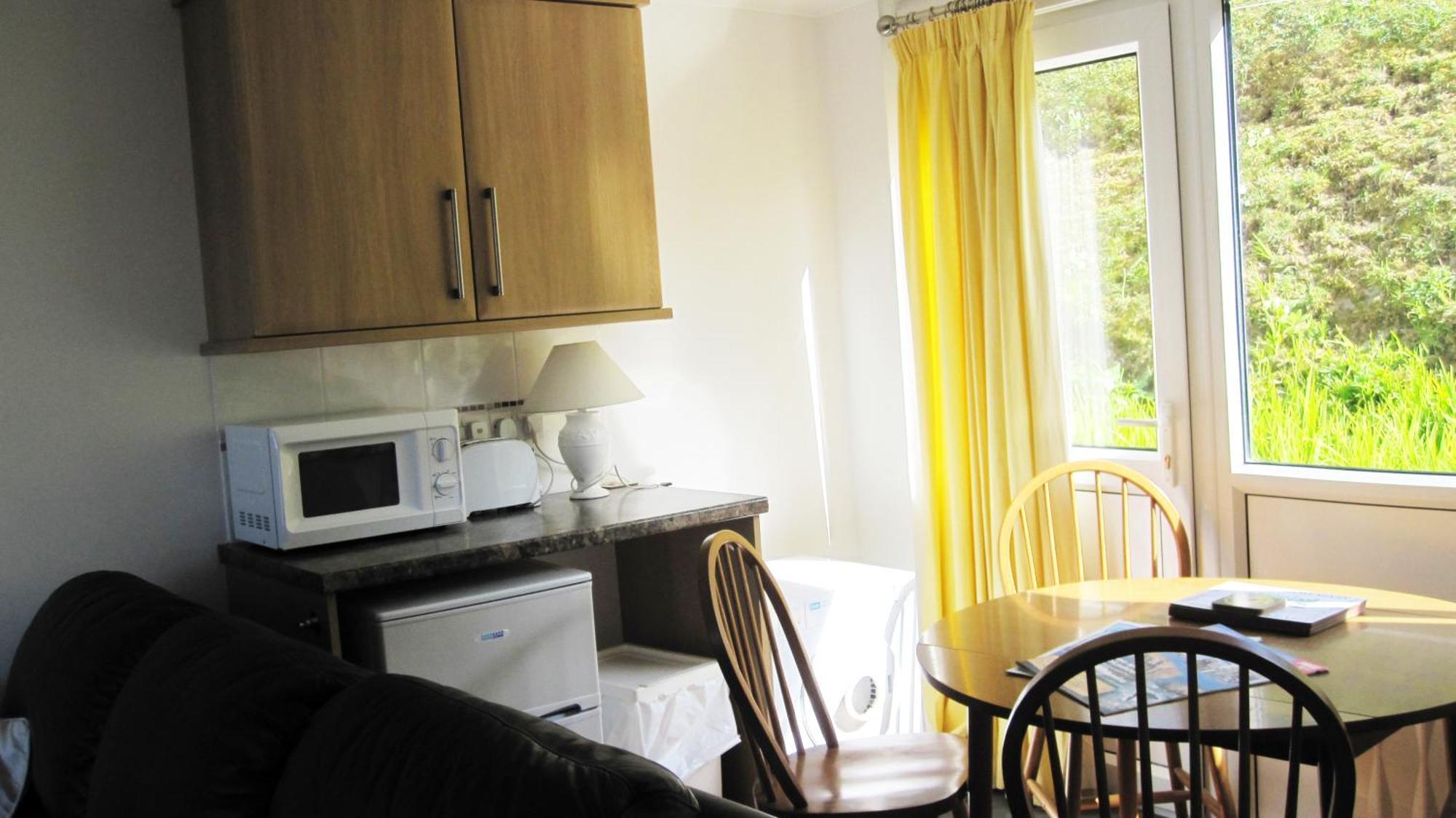 Freshwater Bay Holiday Cottages Pembroke Kamer foto