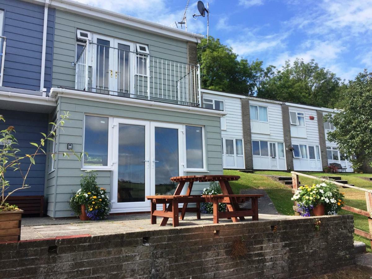 Freshwater Bay Holiday Cottages Pembroke Buitenkant foto