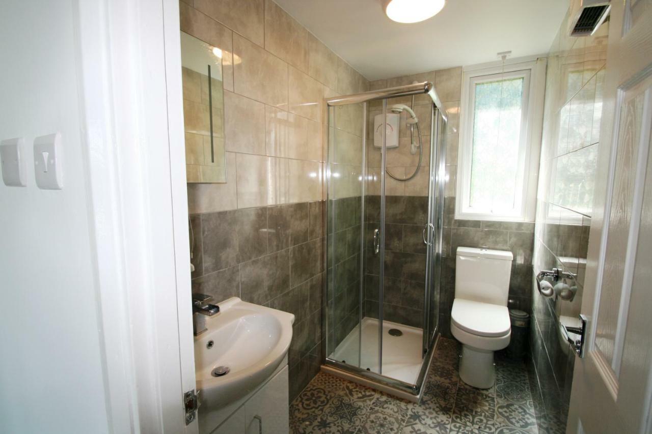 Freshwater Bay Holiday Cottages Pembroke Buitenkant foto